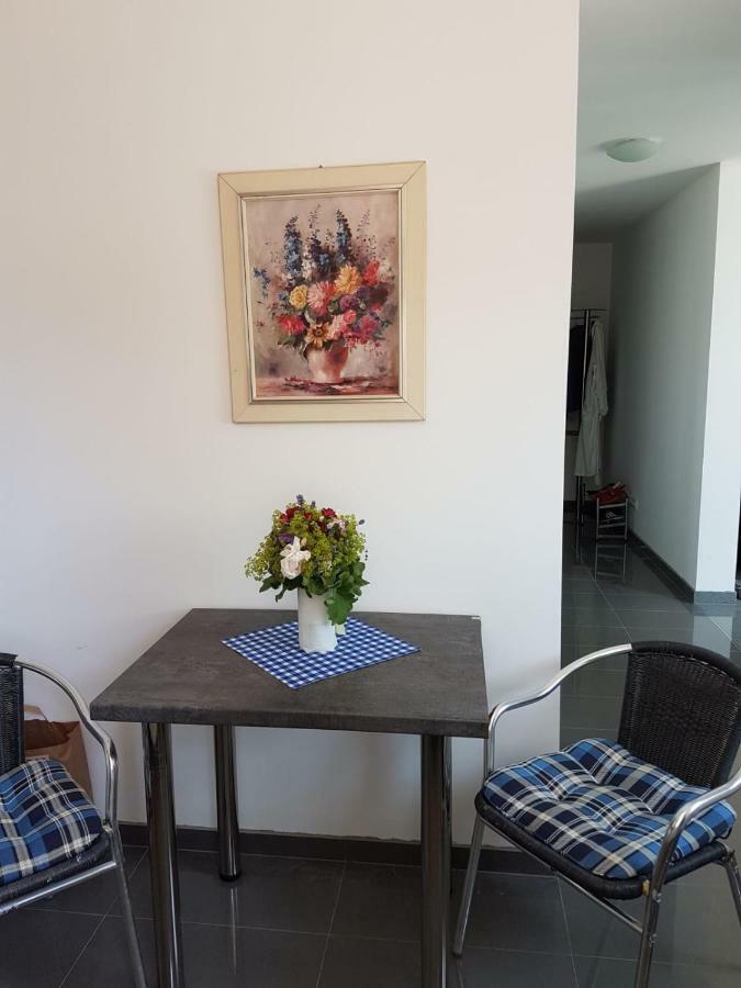 Apartment Near Frankfurt, Fantastic View! Usingen Exterior photo